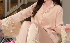 小s代言的私密产品